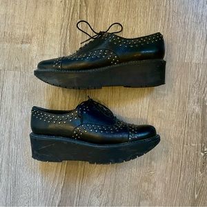 amazing designer leather studded creepers 🖤⛓
